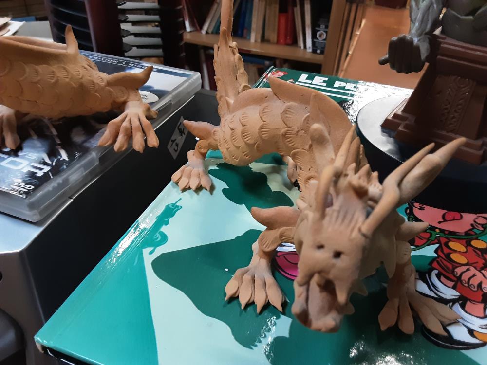 DRAGON BOIS SCULPTE