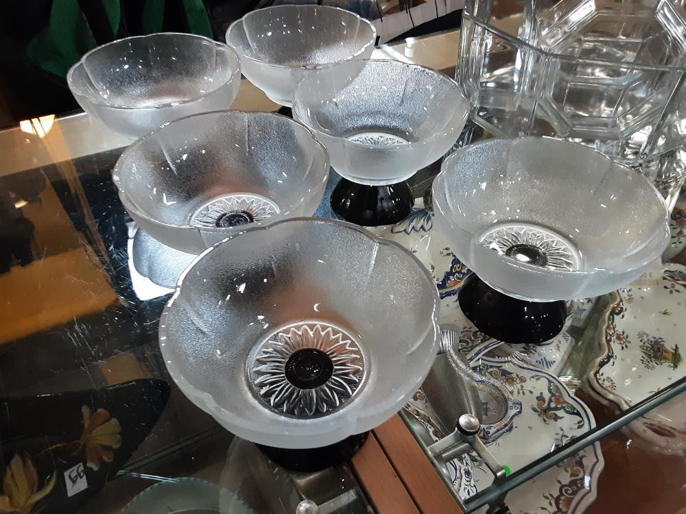 LOT DE 6 COUPES A GLACES