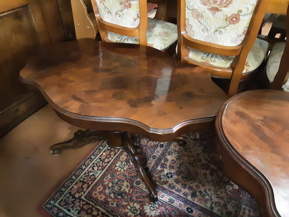 TABLE BASSE VIOLON MARQUETÉ 