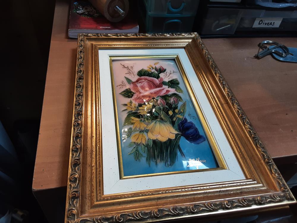 CADRE LIMOGE DORE FLEURS