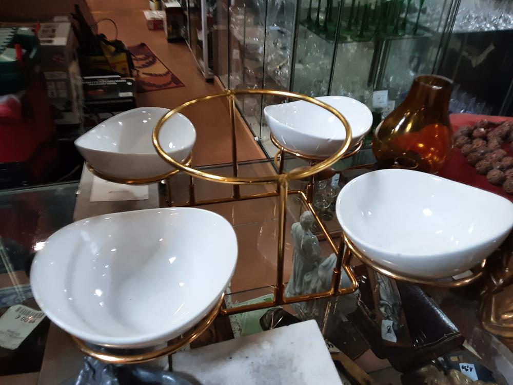 PRESENTOIR 4 ASSIETTES 