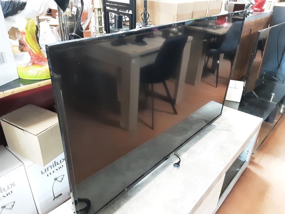 TV AKAI GM 105CM