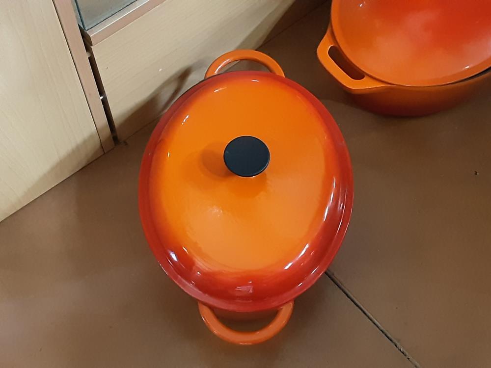 COCOTTE ORANGE FONTE