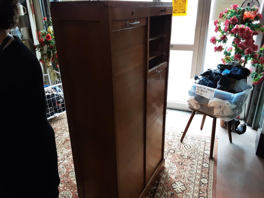 MEUBLE BOIS 2 VOLETS + CLEF