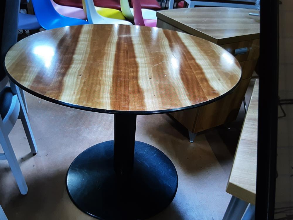 TABLE RONDE PIED METAL PLATEAU BOIS 