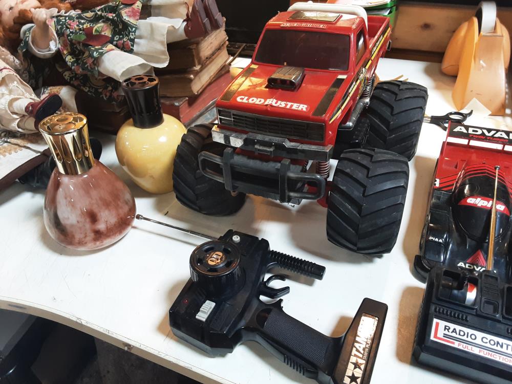 VOITURE 4X4 CLOD BUSTER + TEL