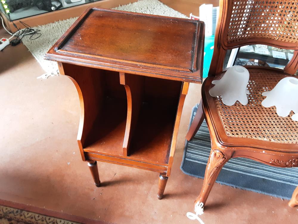 MEUBLE BOIS RANGE DISQUE 