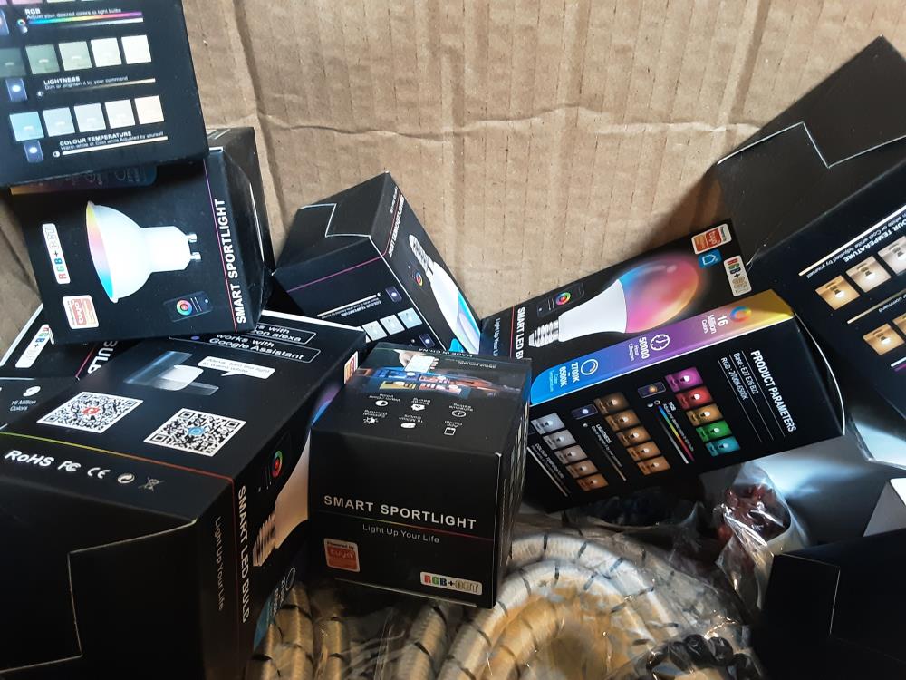 AMPOULES CONNECTÉS WIFI/BLUETOOTH 