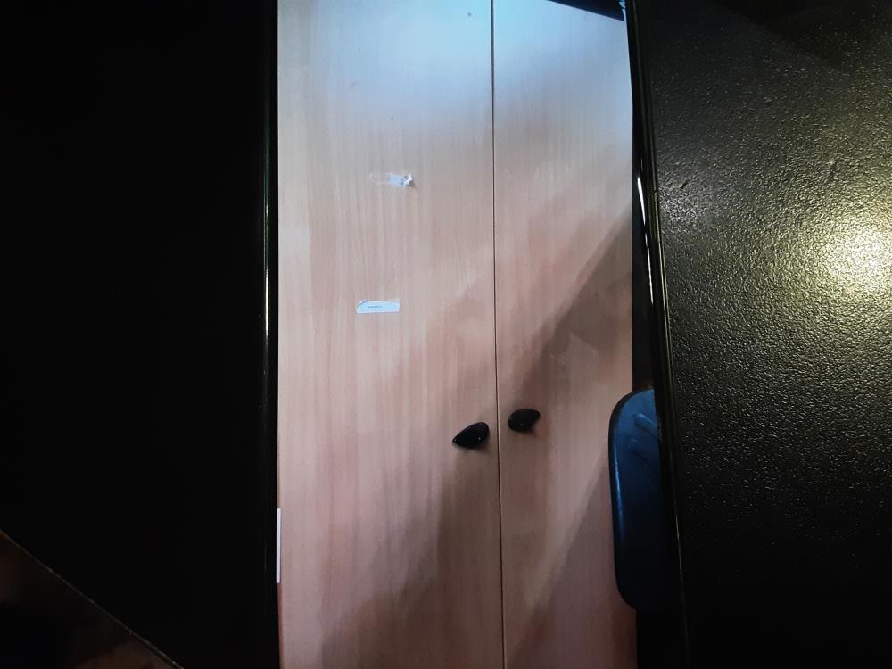 ARMOIRE 2 METRES BEIGE/GRISE 2P SANS CLEF