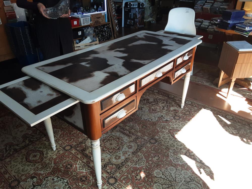 BUREAU EFFET VACHE 5T