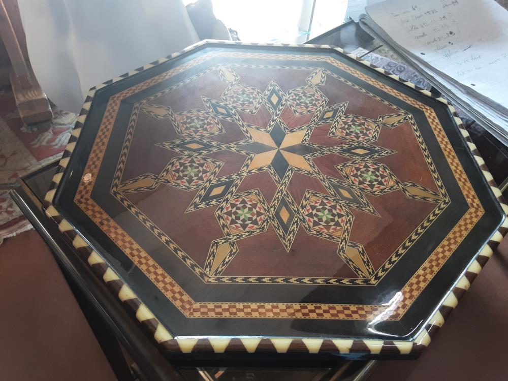 PLATEAU MARQUETÉ 