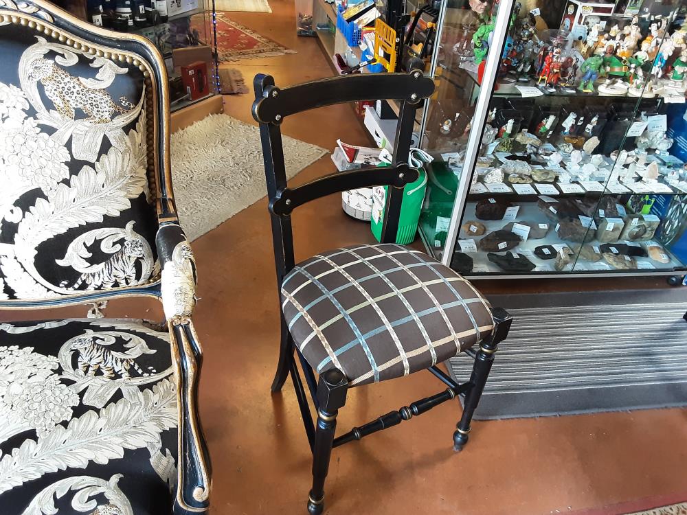 CHAISE PM ASSISE NOIR