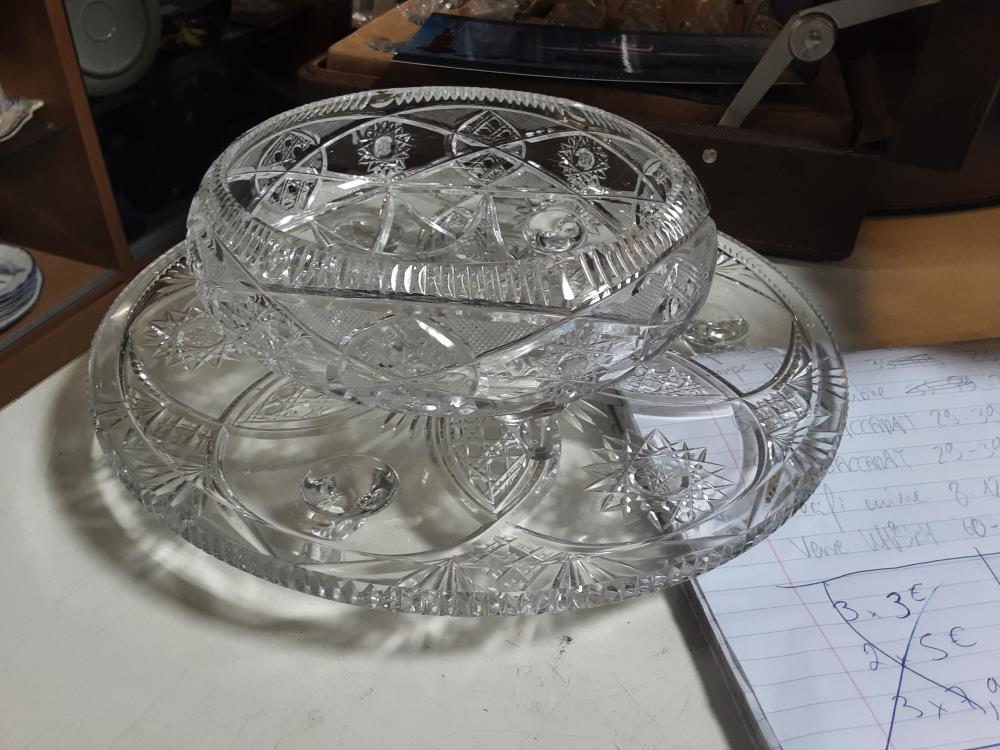 COUPE SUR PIED VERRE
