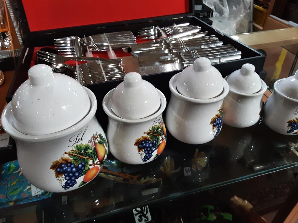 LOT DE 5 POTS 