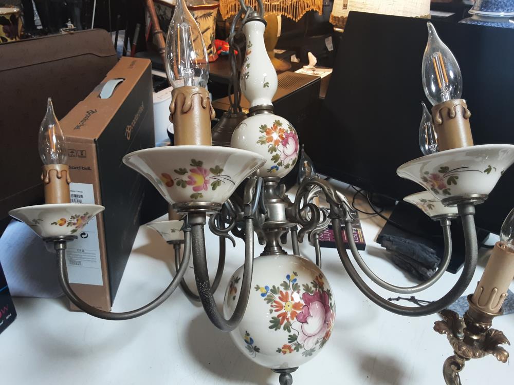 LUSTRE FLEUR BLANC 6 FEUX 