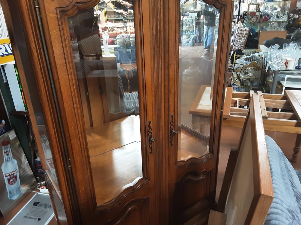 VITRINE MERISIER 2PV + CLEF