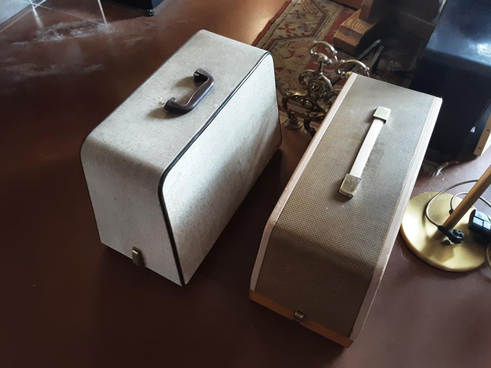 MACHINE A COUDRE ANCIENNE