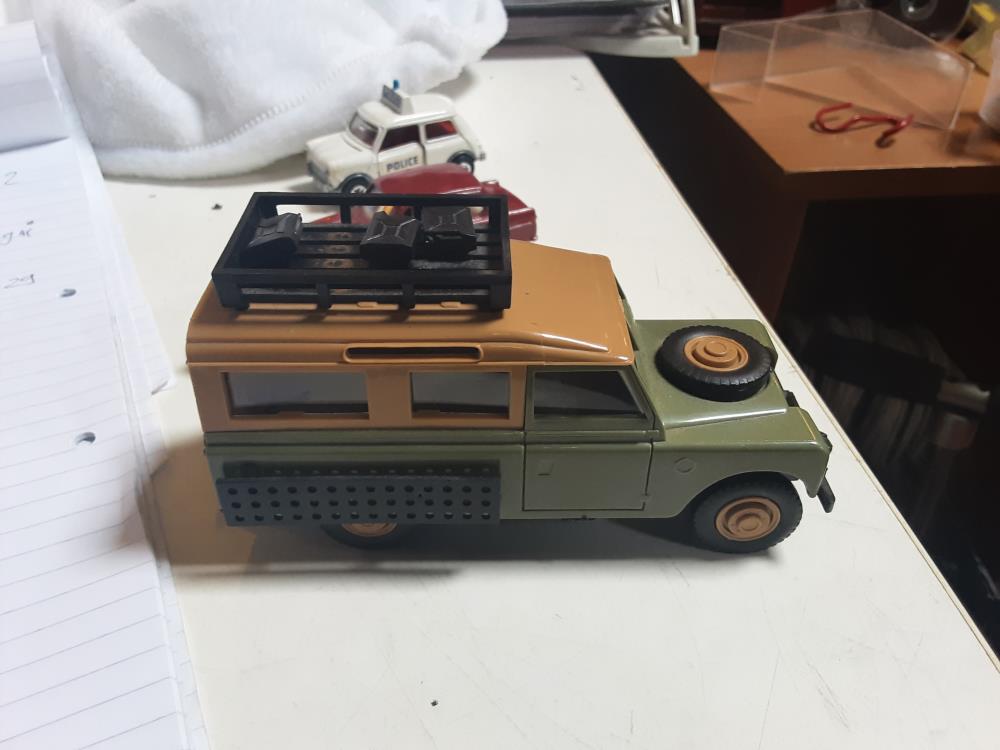 RANGE ROVER HELLER