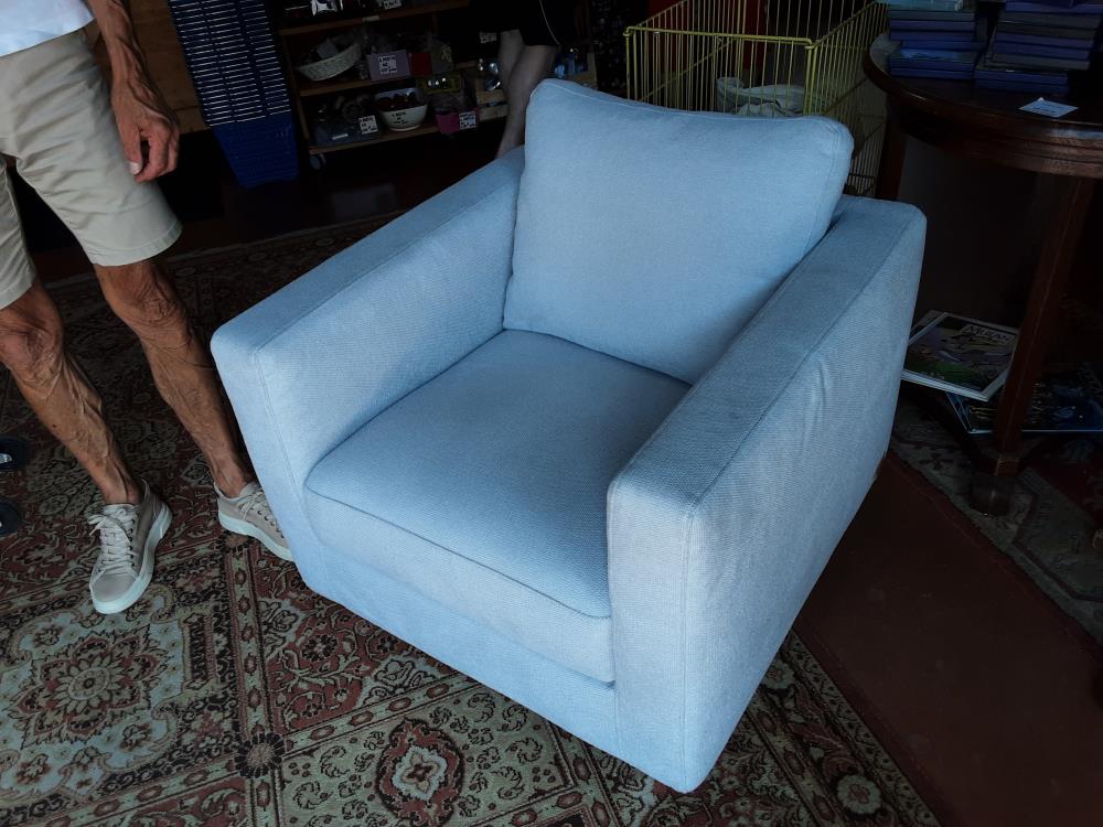 FAUTEUIL TISSUS GRIS CLAIR
