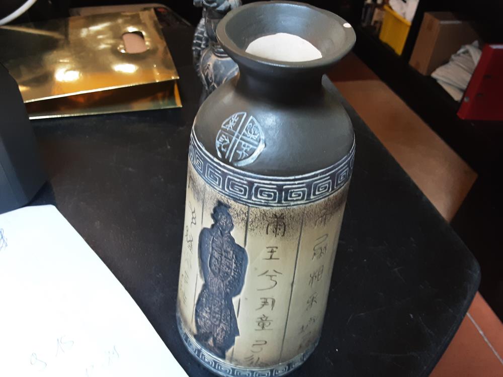 VASE CHINOIS