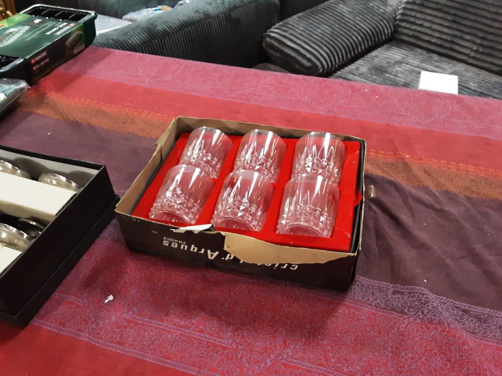 LOT DE VERRES A WHISKY