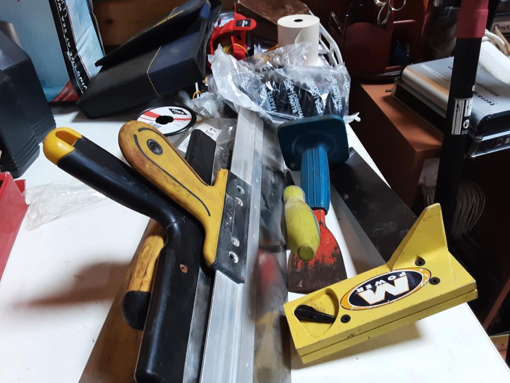 OUTILS