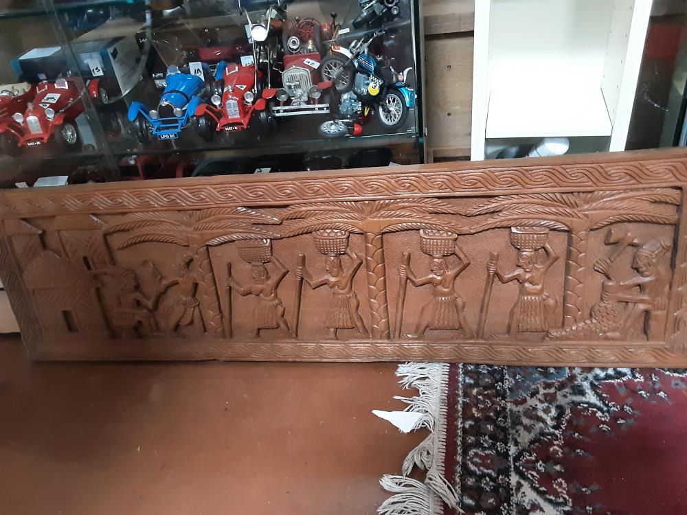 PANNEAU BOIS SCULPTE