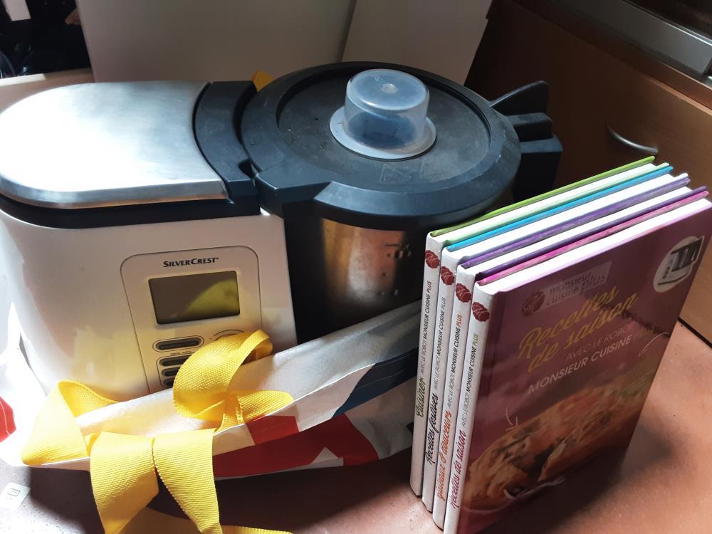 MONSIEUR CUISINE SILVERCREST + LIVRES