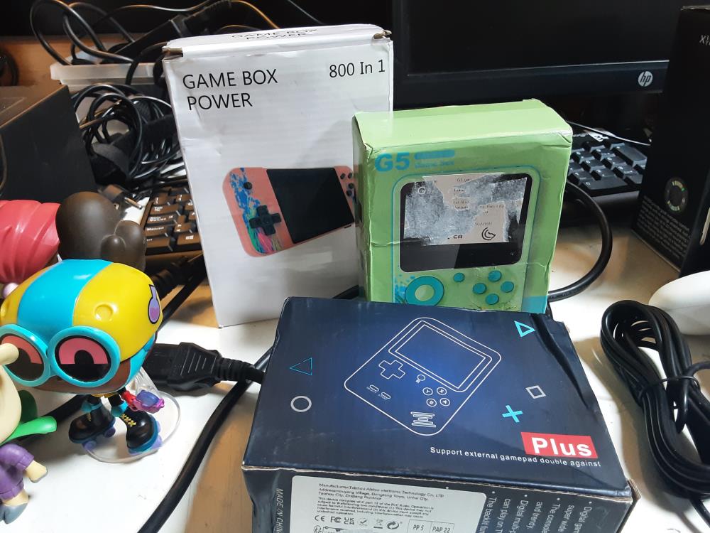 MINI CONSOLE