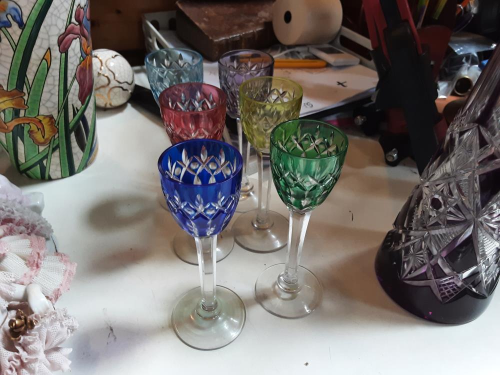 LOT DE 6 VERRES COLORES PM