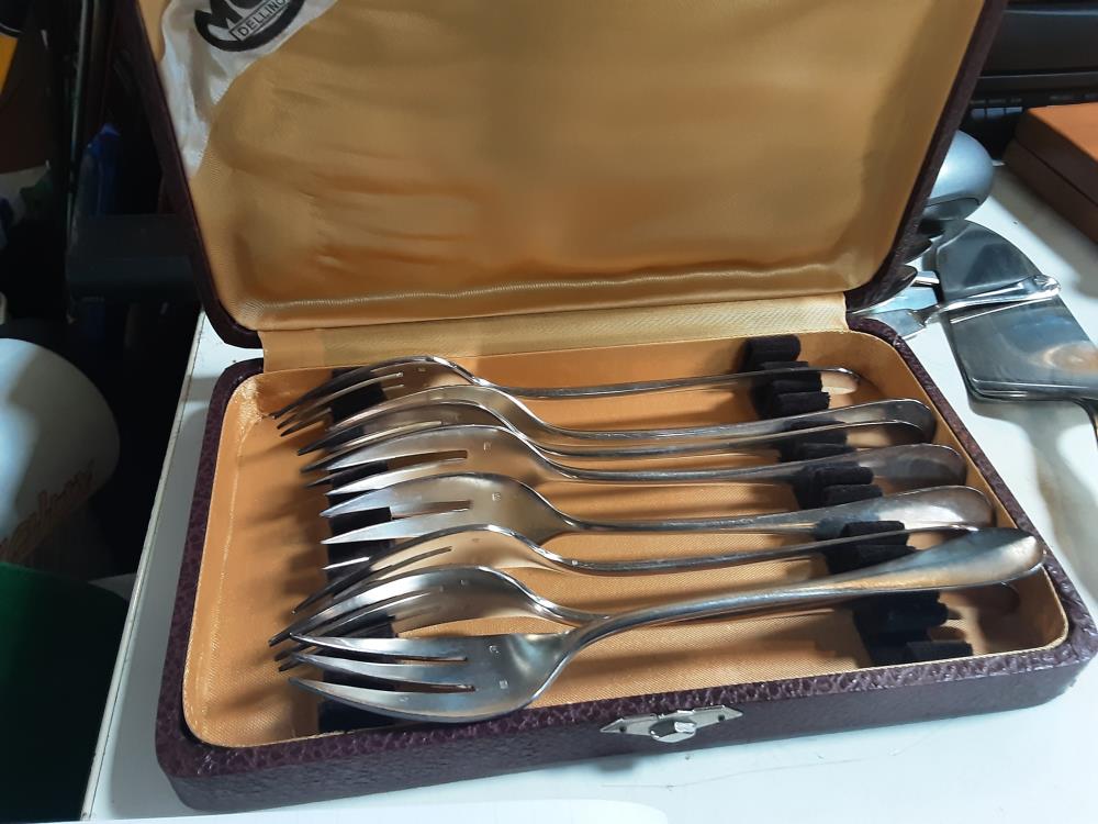 COFFRET FOURCHETTES A DESSERT