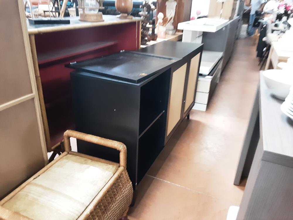BAHUT NOIR 3P CANNÉE PRIX NEUF = 200 €