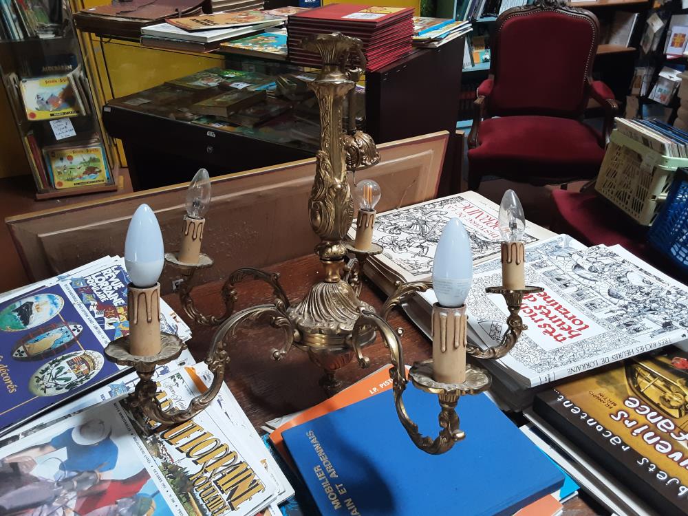 LUSTRE DORE 5 FEUX