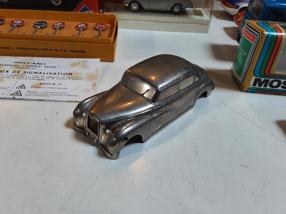 PRAMETA MERCEDES 300 