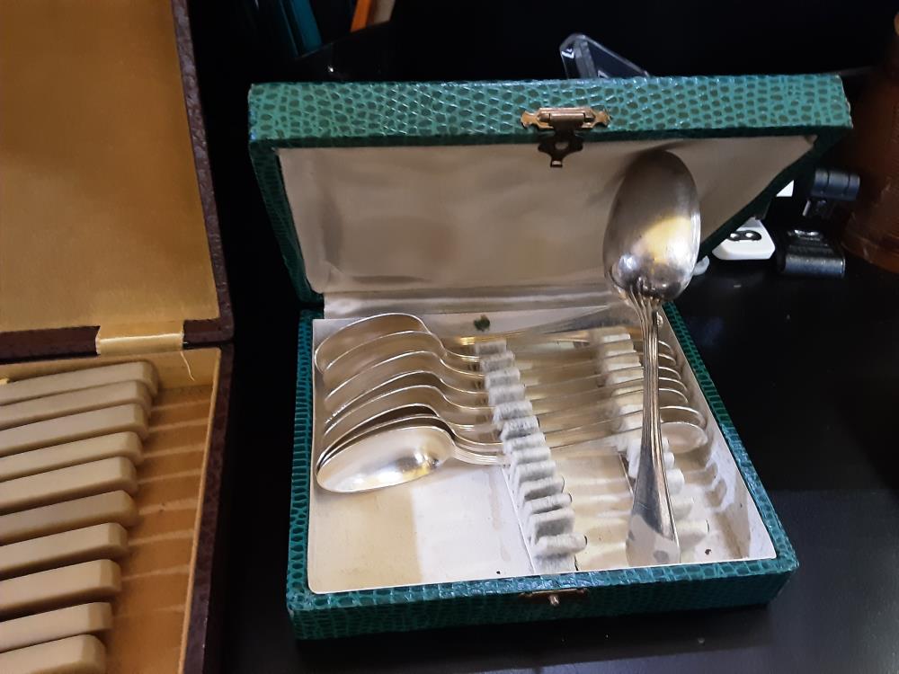 COFFRET CUILLIERE