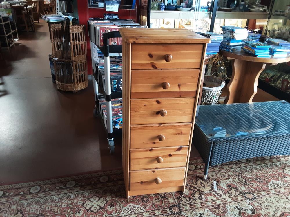CHIFFONIER PIN 