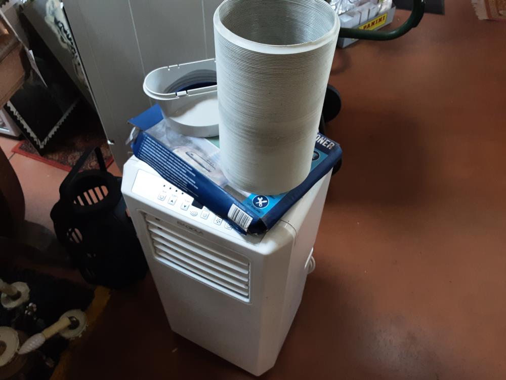 CLIMATISATION RADIOLA + TUYAU