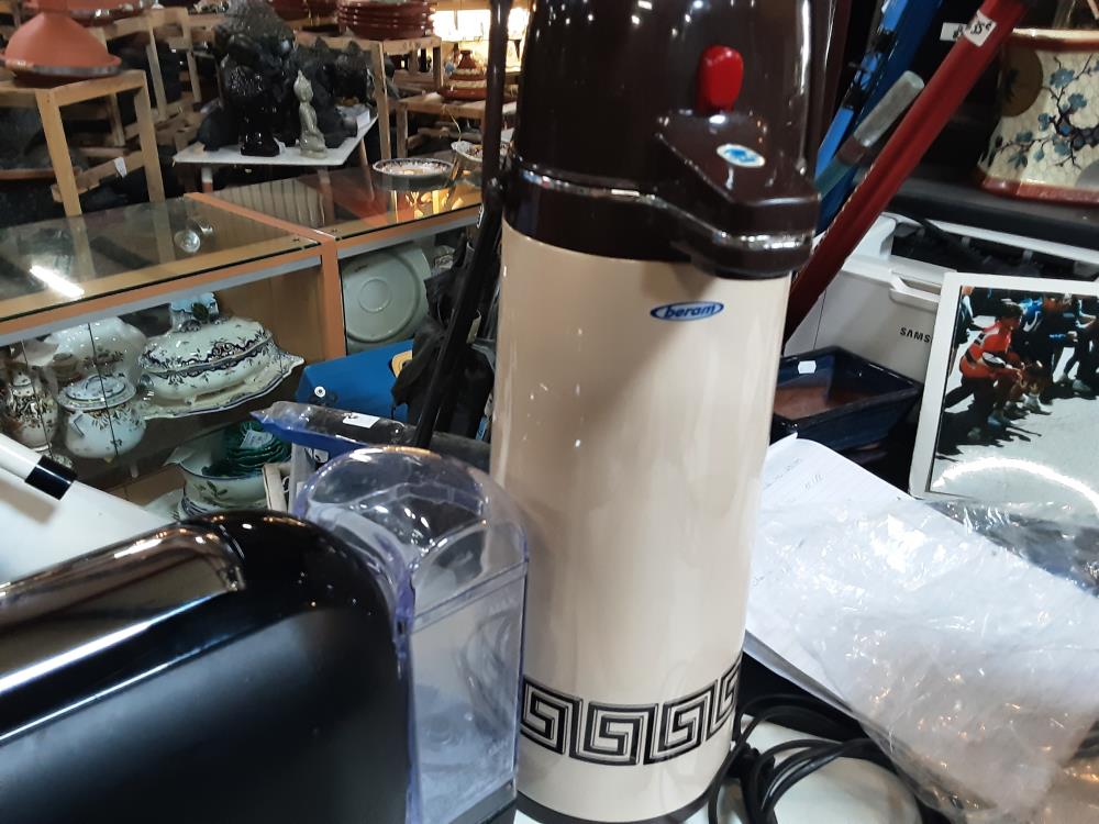 THERMOS 