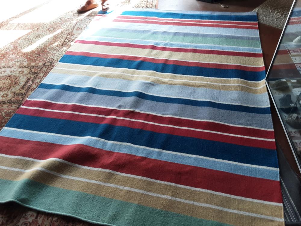 TAPIS COLORÉ 170X240