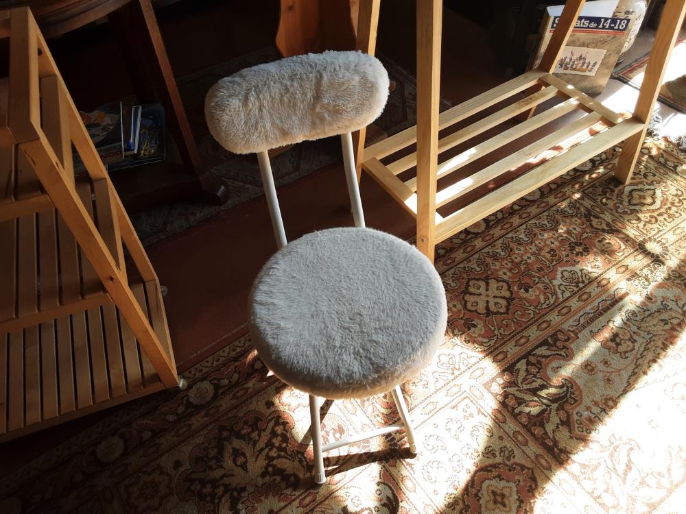 TABOURET BLANC