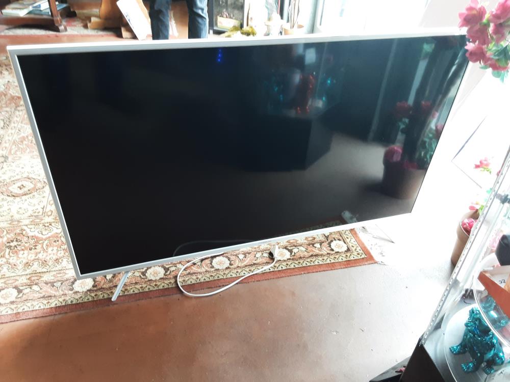 TV THOMSON BLANCHE SANS TÉLÉCOMMANDE 