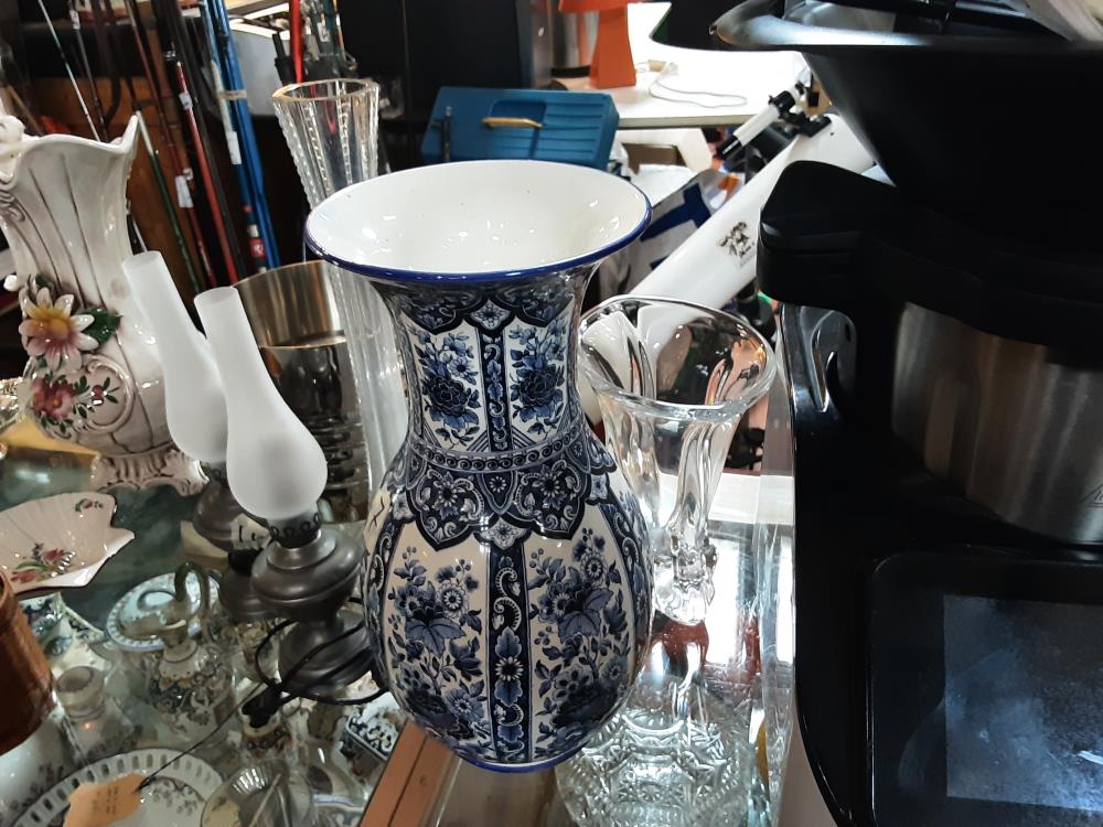 VASE