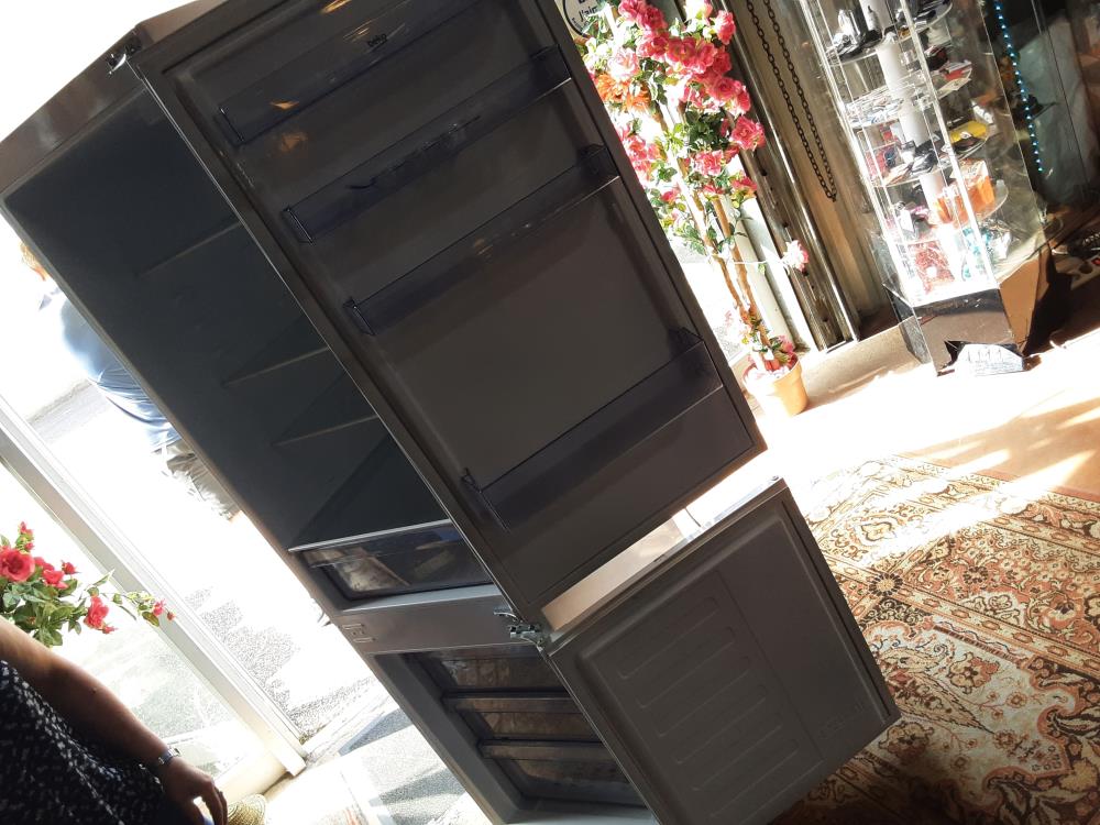 FRIGO ENCASTRABLE BEKO