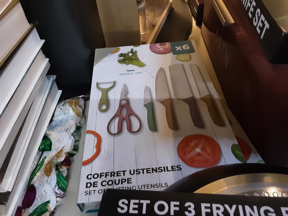 SET COUTEAUX