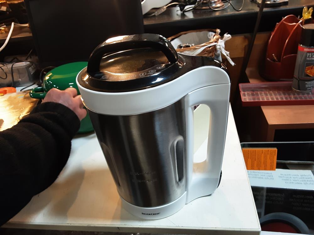 MIXEUR SOUPE SILVERCREST