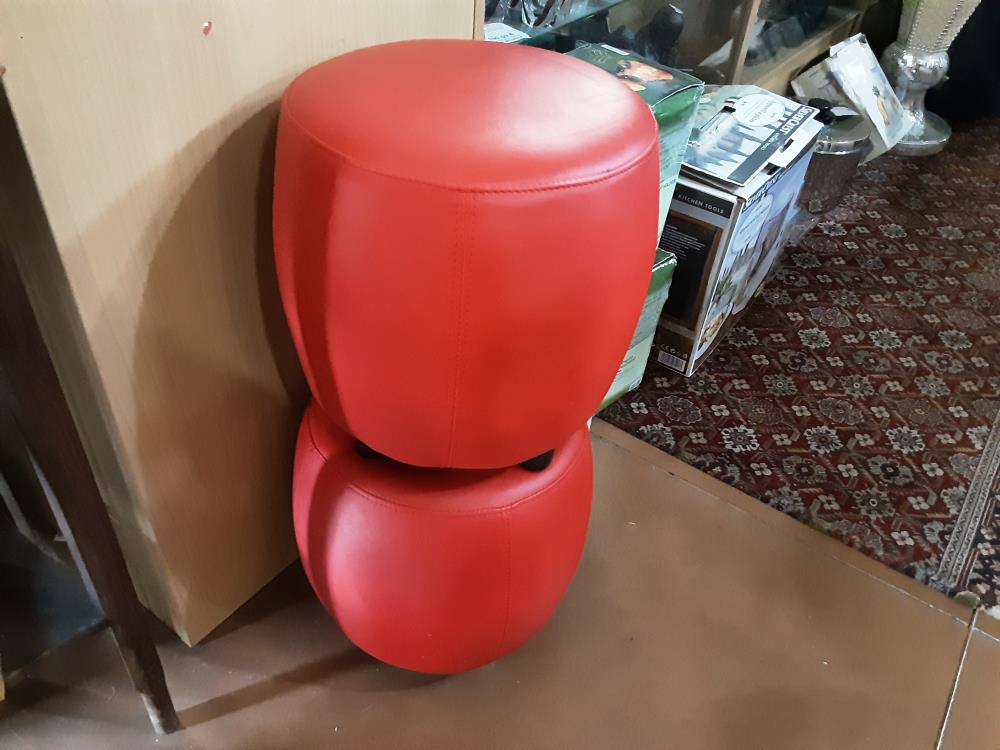 POUF ROUGE