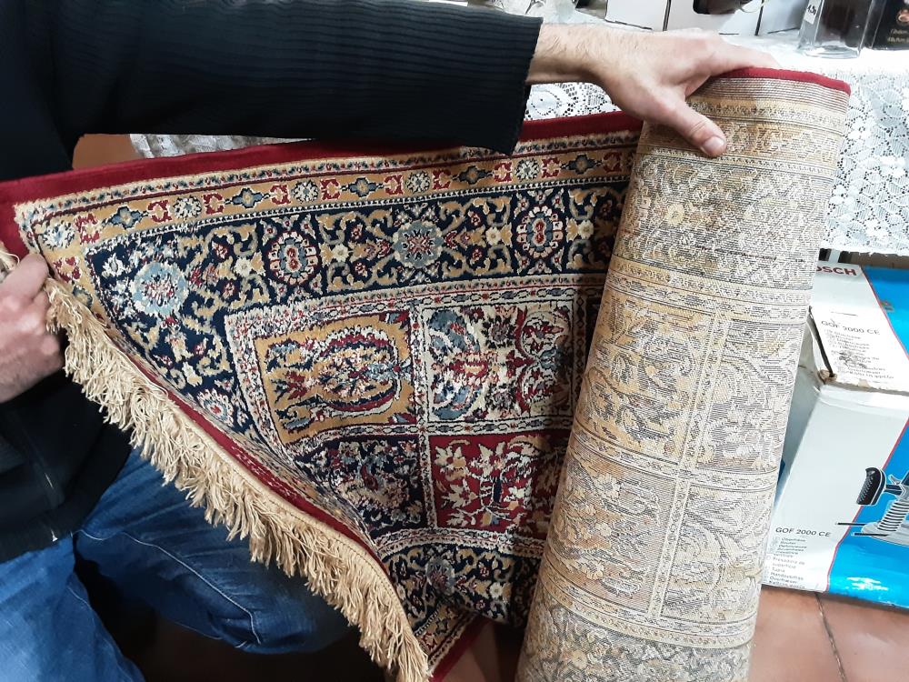 TAPIS COULOIR ROUGE