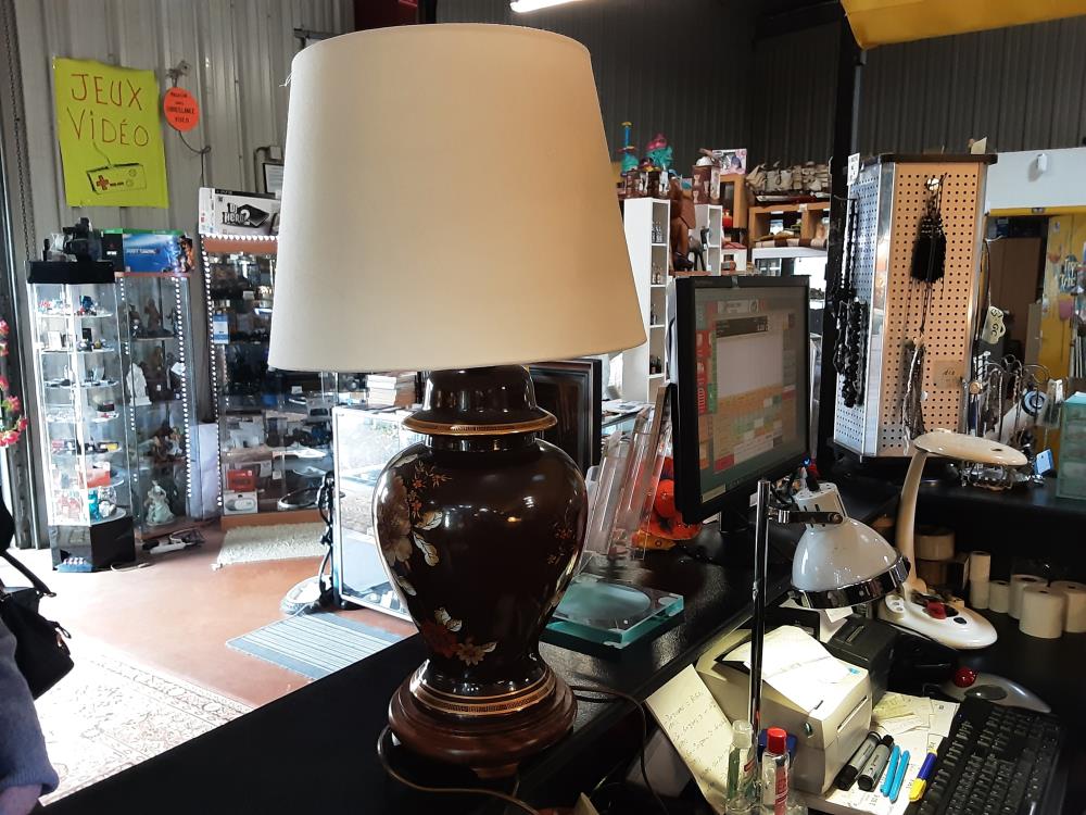 LAMPE ASIATIQUE FLEURS