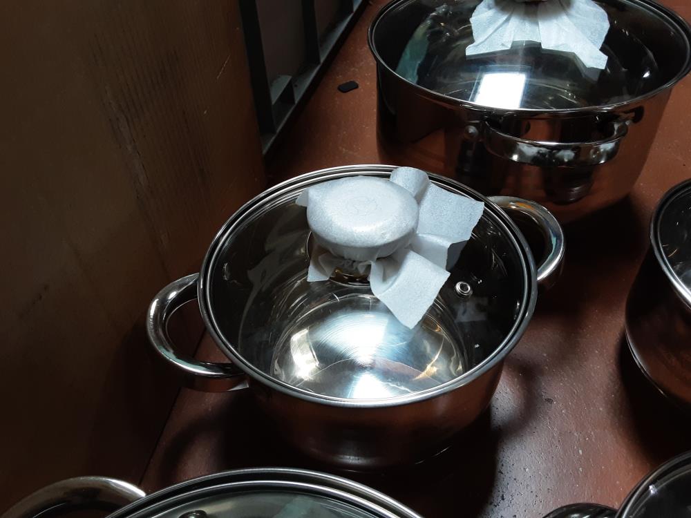 CASSEROLE + COUVERCLE 2 