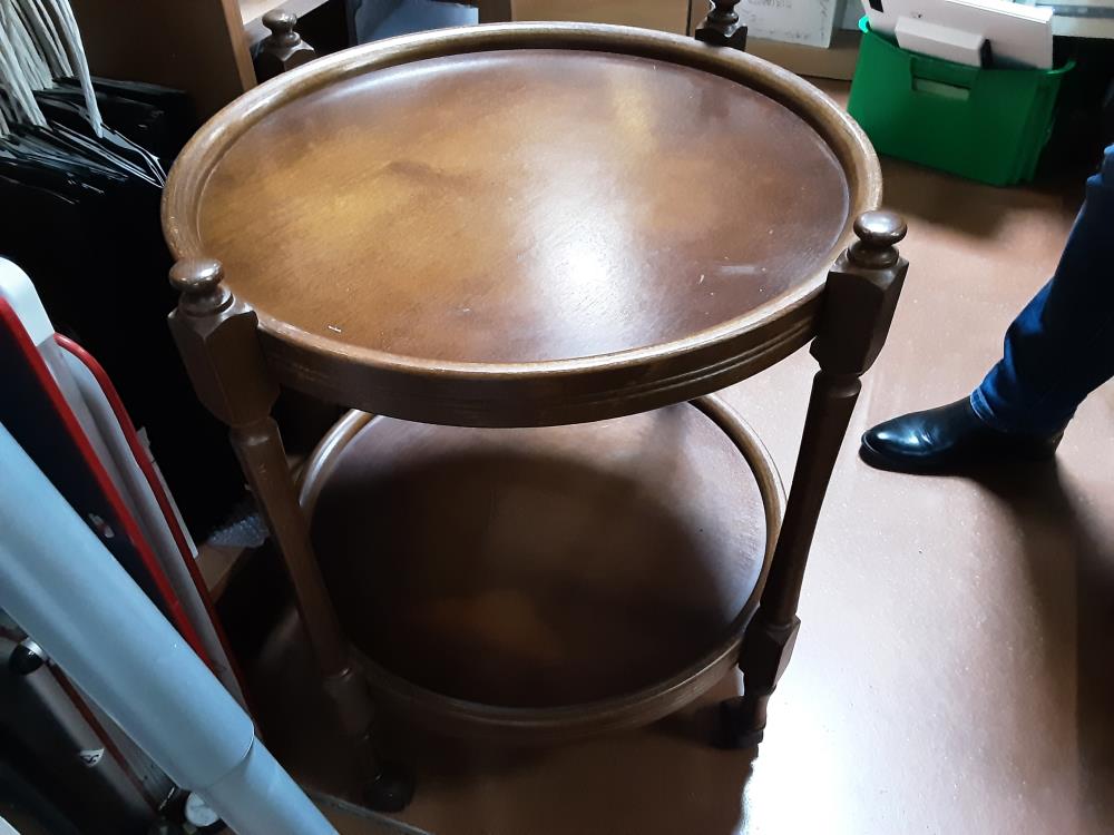 DESSERTE A ROULETTE BOIS